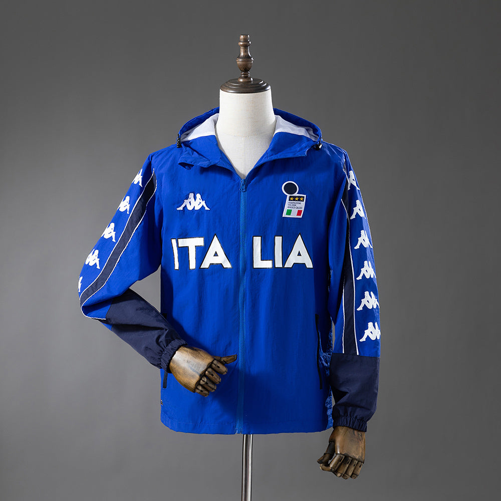 Rompevientos - Italia